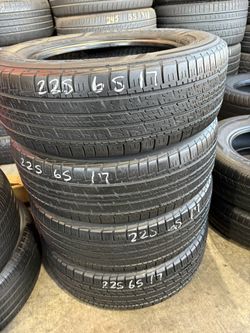 225/65r17 Set Of Goodyear Tires In Good Shape