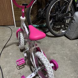 Girls bike