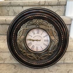 Round Wall Clock 