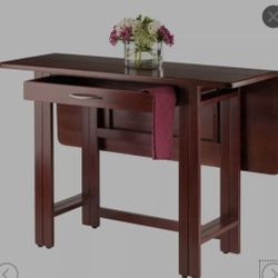 Winsome Taylor Dining Table In Walnut