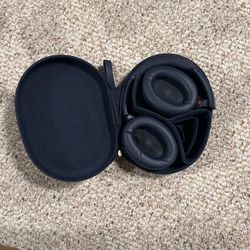 Sony WH-1000XM4 Noise-Cancelling Headphones
