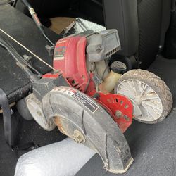 Troy-Bilt Trimmer 