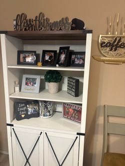 White Farmhouse Bookcase with Cabinet
