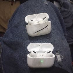 Apple Air Pods And Apple Air Pod Pros