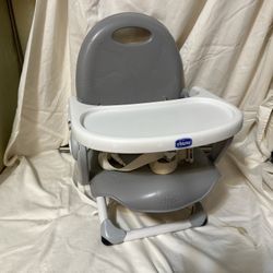 Chicco Pocket Snack Booster Seat