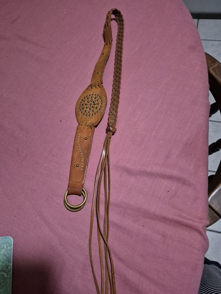 GENIUNE EXPRESS LEATHER BELTS WITH STRING SIZE M VENTAGE ORIGINAL PRICE $68.