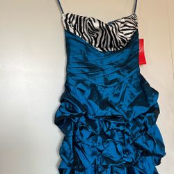 Vestido Azul Oscuro Con Blanco Y Oscuro Medida M