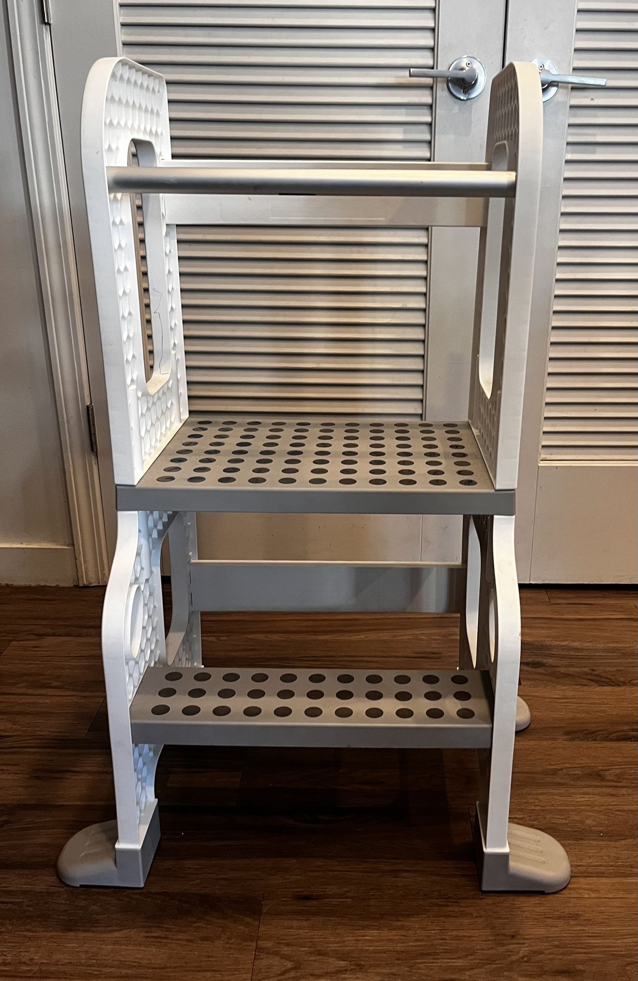 CORE PACIFIC Kitchen Buddy 2-in-1 Stool for Ages 1-3 safe up to 100 lbs.