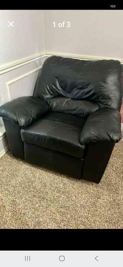 Black leather  recliner