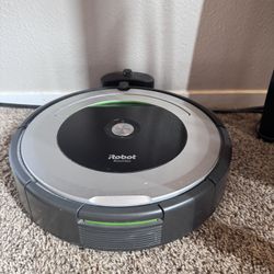 iRobot Roomba Vacuum 