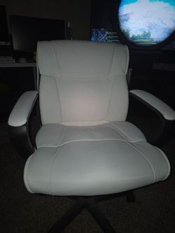 Desk chair