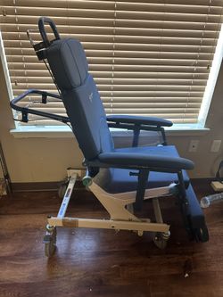 Human Care Chair/ Convertible 