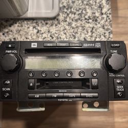 03 & Up Toyota 4Runner Stock Stereo