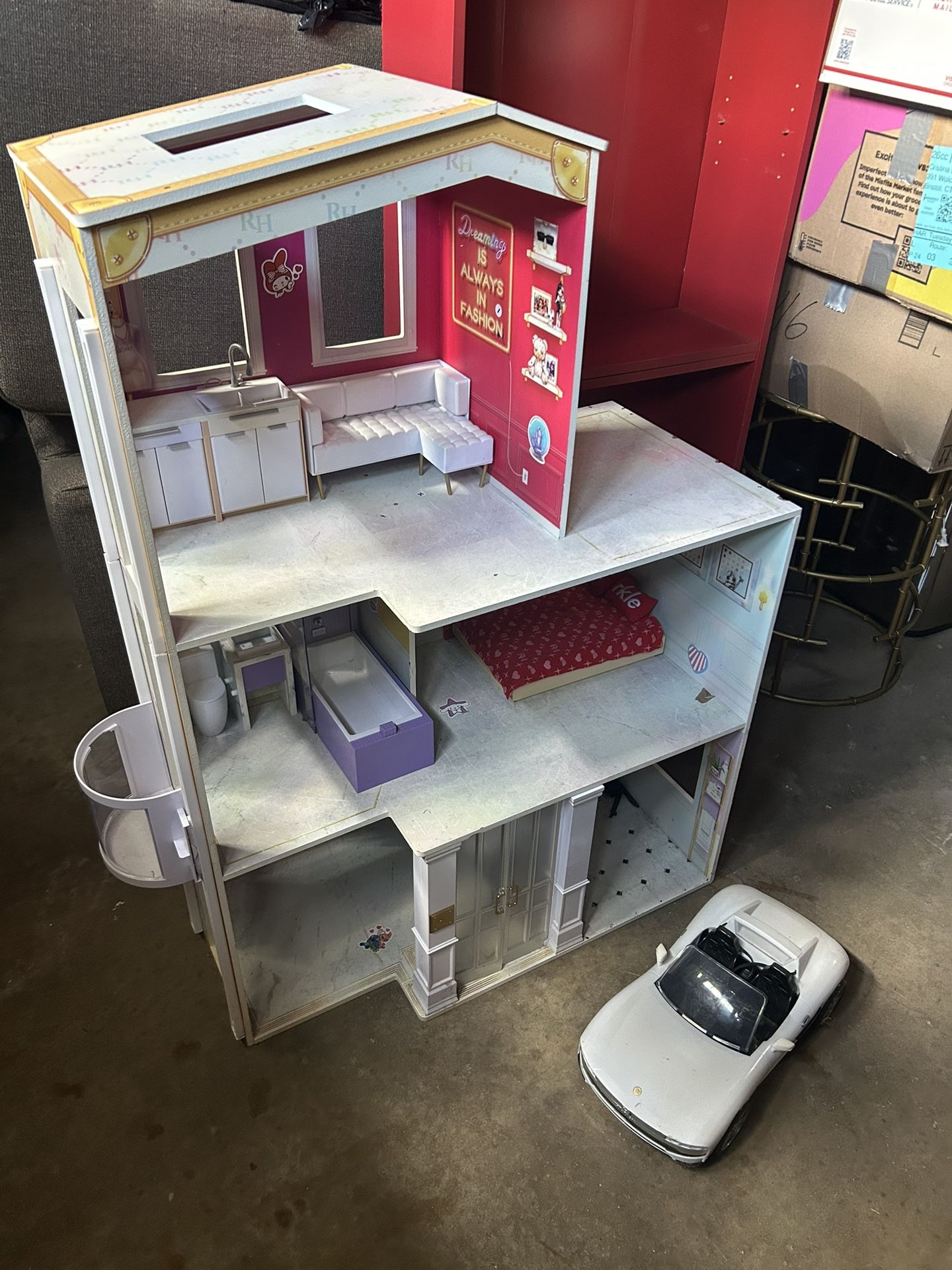 Rainbow High Dollhouse with Dolls, Clothing & Furniture
