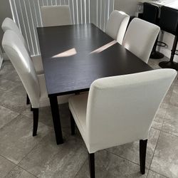 Dining set - Table And Chairs