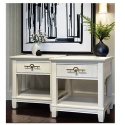 Beautiful Solid Wood Thomasville End Tables Side Tables Nightstands 