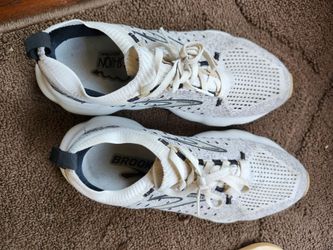 Women's tenis shoes
