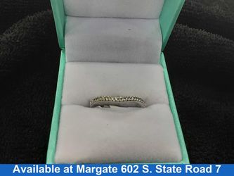 Ring - Wedding Band - White Gold 14k (.585) 2 grams Size 6