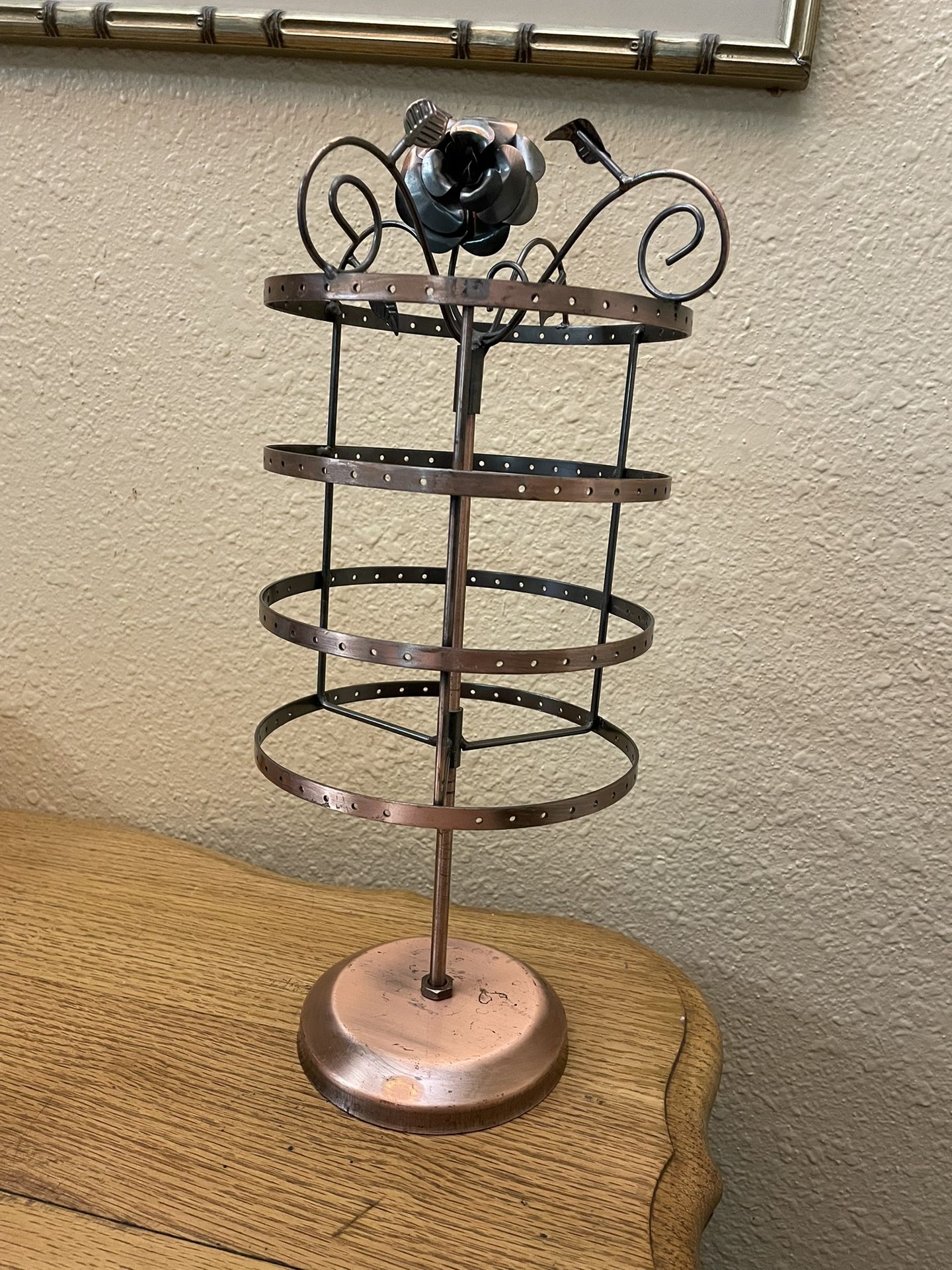 Rotating Earring Holder Display
