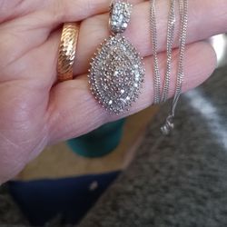 1carat Diamond Pendant w/Diamond Stations On Chain Sterling Setting