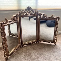 1960s MCM Syroco Trifold Gilded Mirror