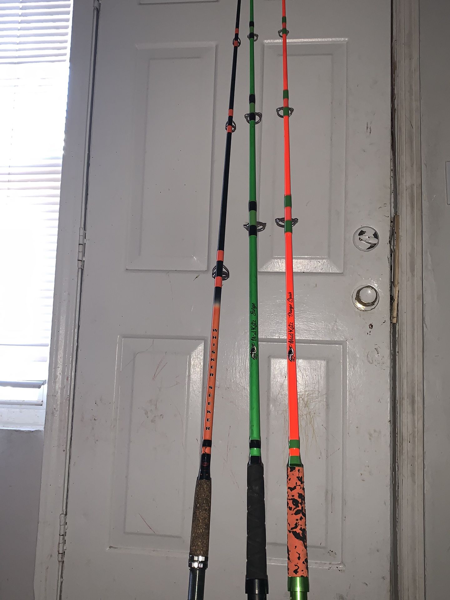 2 Madkatz Rods That Glow With Black Light 1 Fmj Whisker Seeker Rod