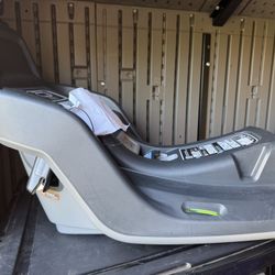 UPPAbaby Extra Aria Car Seat Base/Compatible with Aria Infant Car Seats/SmartSecure Installation with Load Leg