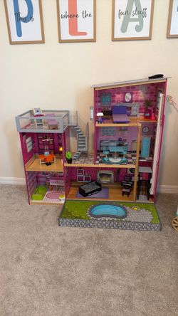 Kid Kraft Barbie house