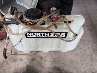 Sprayer pump