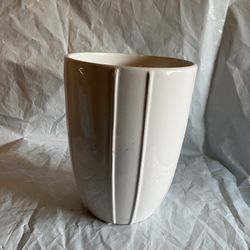 Ceramic Pot New White 6 1/2 X5 Inches