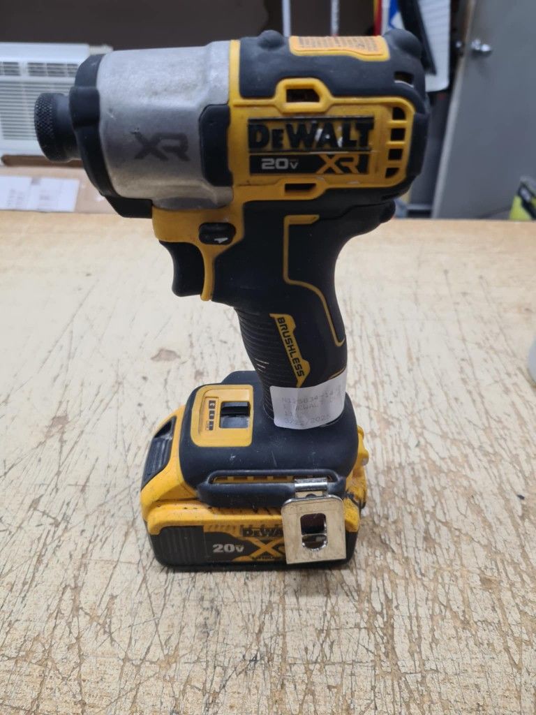 DEWALT 20V MAX XR Impact Driver, Brushless, 1/4", 3-Speed DCF845