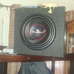 subwoofer and amp 
