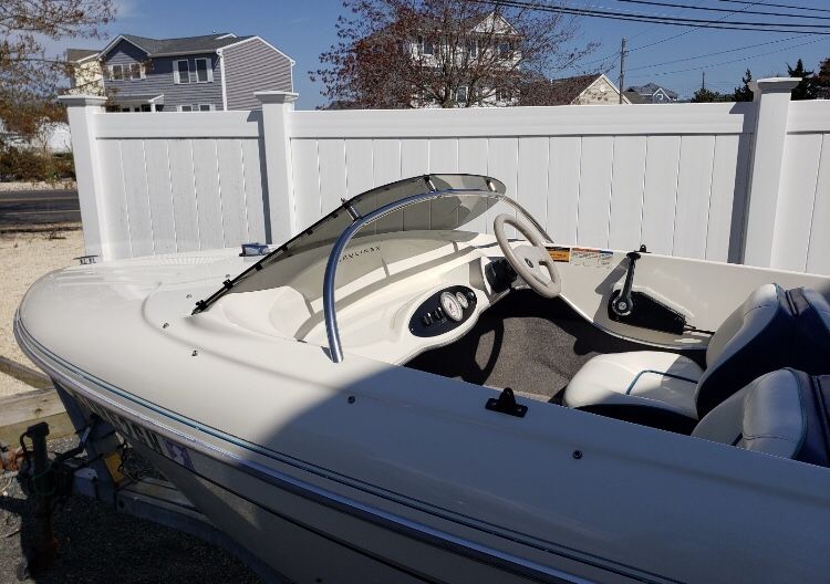 1994 Bayliner Capri LS