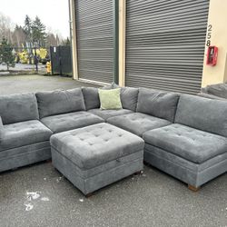 Sectional Couch 