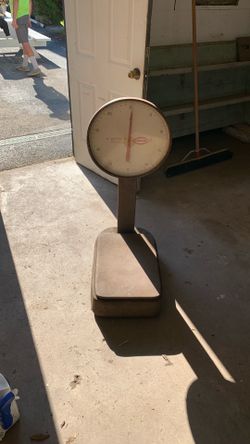 Vintage Chatillon Scale