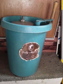 Vintage DOLLY madison Hand Freezer, Ice Cream Maker