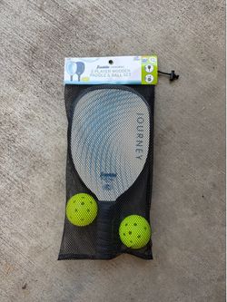 Franklin Sports pickle ball set