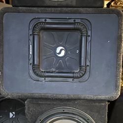 Kicker Subs And Amps