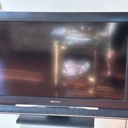 Sony 32”flat Screen 📺 Tv.  With Remote 