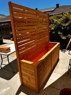 Wood planter