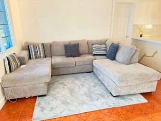 Sofa L Sectional Gray $350 or best offer