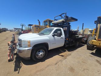 2013 utility truck diesel