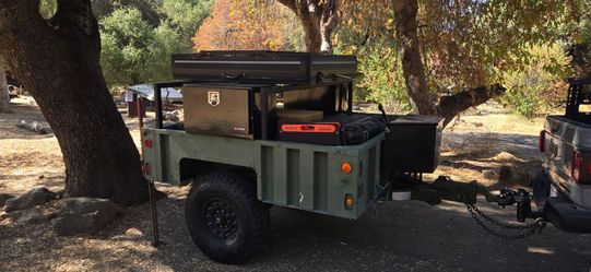 Humvee Overlanding Trailer M1102