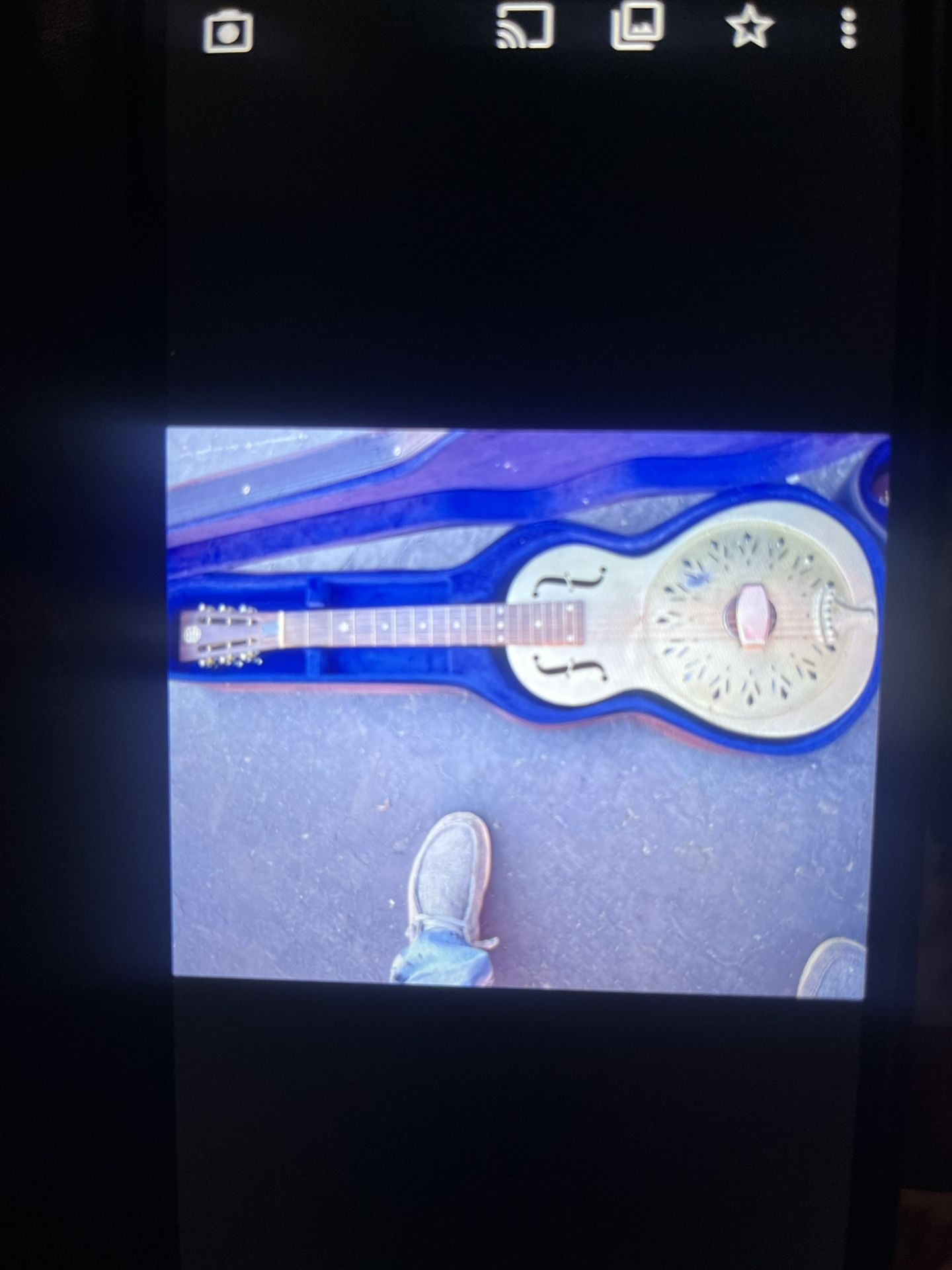 Republic Resonator