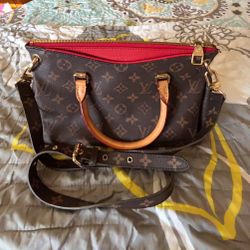 Louis Vuitton Alma bag