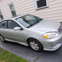 2004 Toyota Corolla