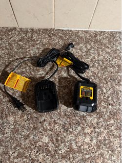 Dewalt 12v & 20v max lithium compact battery charger