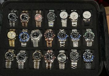 Men’s women’s watch