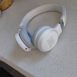 JBL Live Bluetooth Headphones 