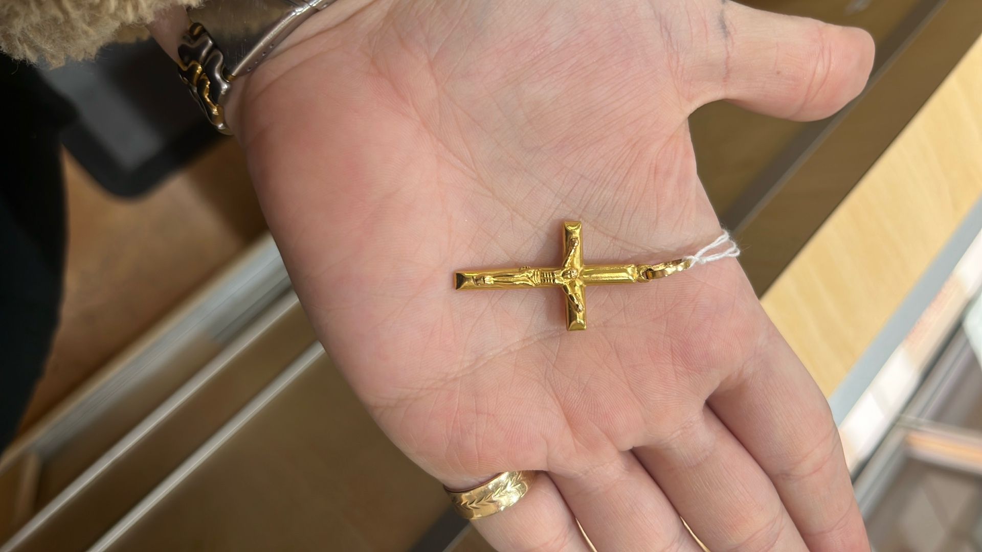 21K Gold Cross